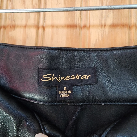 Shinestar Men's Sleek Black Pants - Picture 3 of 5